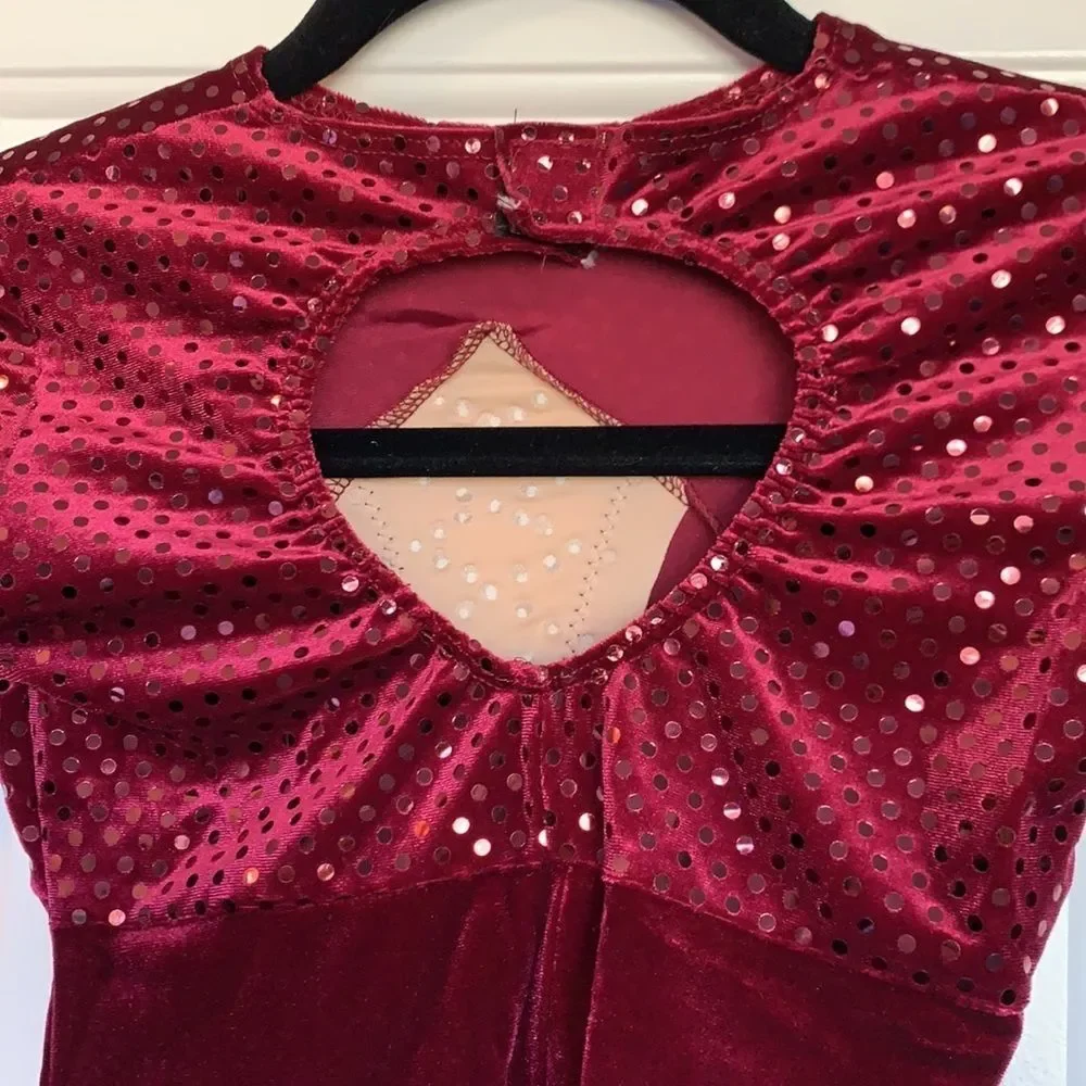 Artstone maroon velvet fringe dance costume Size Medium Child